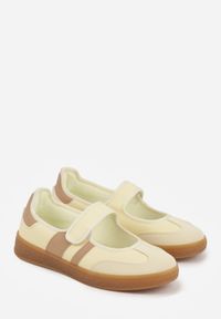 Born2be - Żółte Tenisówki w Stylu Balerinek z Zapięciem na Rzep Talwan. Okazja: na spacer, na co dzień. Zapięcie: rzepy. Kolor: żółty. Materiał: jeans. Sport: turystyka piesza #4