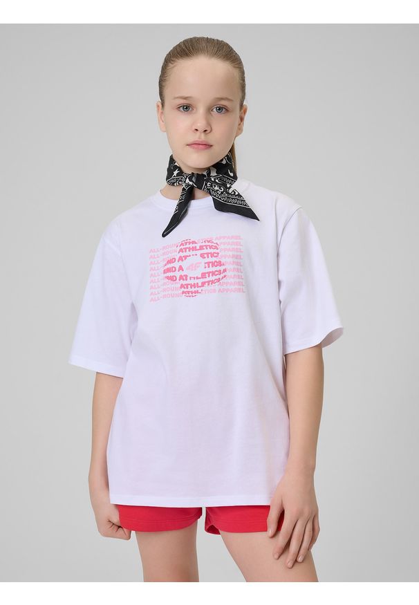 4f - 4F T-shirt loose z nadrukiem dziewczęcy - biały 122 (6-7 lat). Okazja: na co dzień, na uczelnię. Kolor: biały. Materiał: bawełna, materiał. Wzór: nadruk. Sezon: lato. Styl: casual, sportowy