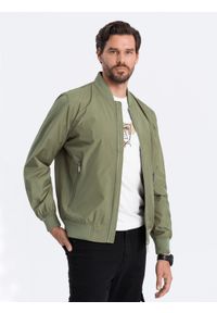 Ombre Clothing - Kurtka męska bomberka szwedka - oliwkowa V2 - Rozmiar: L. Okazja: na co dzień. Kolor: zielony. Materiał: żakard, poliester, materiał. Wzór: gładki, jednolity. Styl: klasyczny, casual