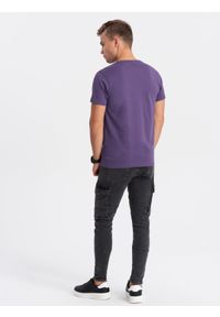 Ombre Clothing - Męski klasyczny bawełniany T-shirt BASIC - fioletowy V9 OM-TSBS-0146 - XXL. Kolor: fioletowy. Materiał: bawełna. Styl: klasyczny #3