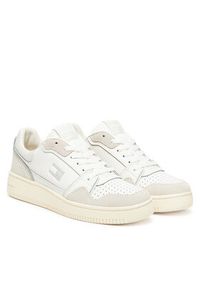 Tommy Jeans Sneakersy Tjw Retro Basket Sneaker EN0EN02818 Écru. Materiał: skóra