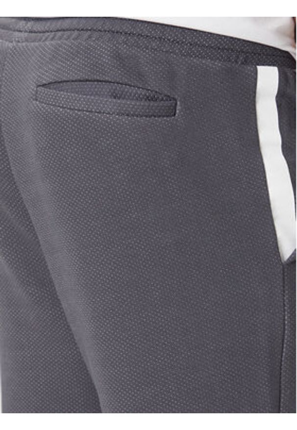 BOSS Spodnie dresowe TL 50543145 Szary Relaxed Fit. Kolor: szary. Materiał: bawełna, syntetyk