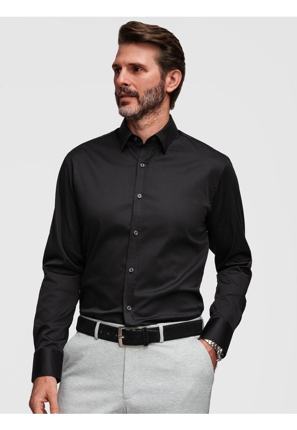 Ombre Clothing - Klasyczna koszula męska SLIM FIT z satynowej tkaniny – czarna V4 - Rozmiar: L. Okazja: na spotkanie biznesowe, na co dzień. Typ kołnierza: kołnierzyk klasyczny. Kolor: czarny. Materiał: tkanina, satyna. Wzór: gładki. Styl: klasyczny