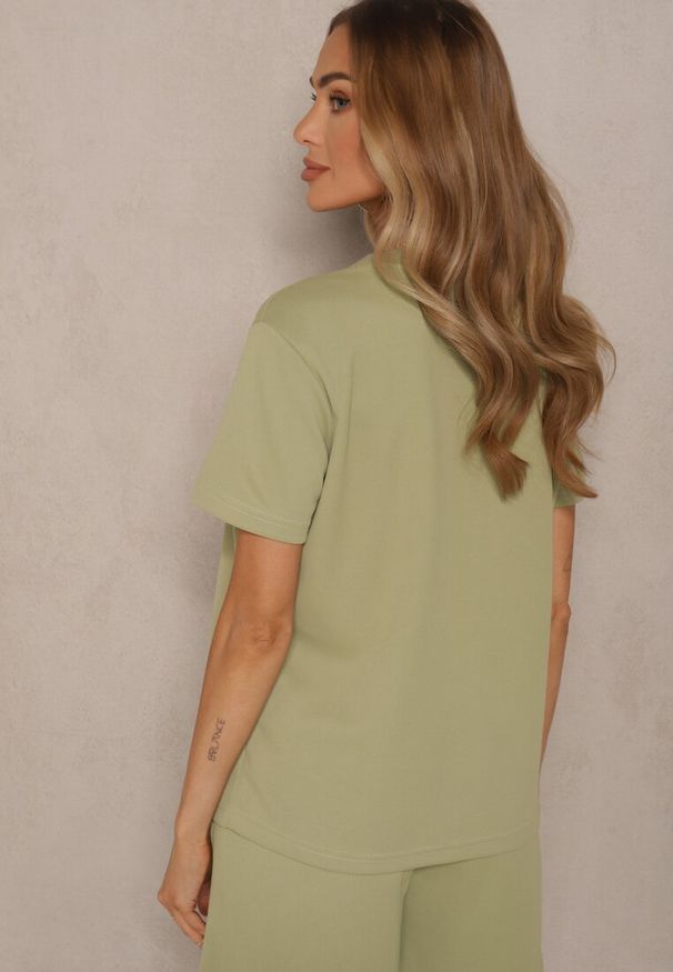 Renee - Jasnozielony T-shirt z Nadrukiem w Kształcie Serca Palalea. Okazja: na co dzień. Kolor: zielony. Wzór: nadruk. Styl: klasyczny, casual