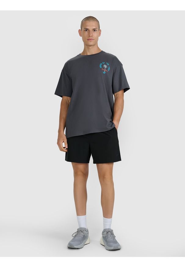 4f - 4F T-shirt oversize z nadrukiem męski - szary M. Okazja: na co dzień. Kolor: szary. Materiał: jersey, materiał, bawełna. Wzór: nadruk. Styl: sportowy, klasyczny, casual