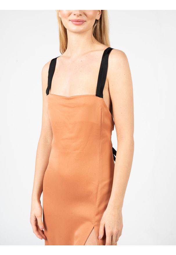 Pinko Sukienka "Macadamia" | 1N13K6 A04E | Kobieta | Brązowy. Kolor: brązowy. Materiał: poliester. Wzór: gładki. Sezon: lato. Długość: midi