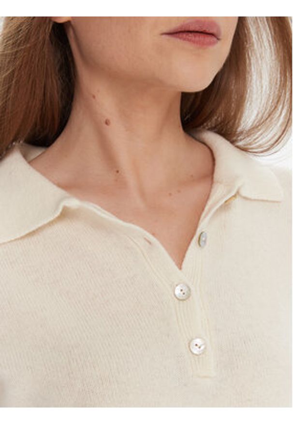 Kontatto Sweter 3M0977C Écru Regular Fit. Materiał: wełna