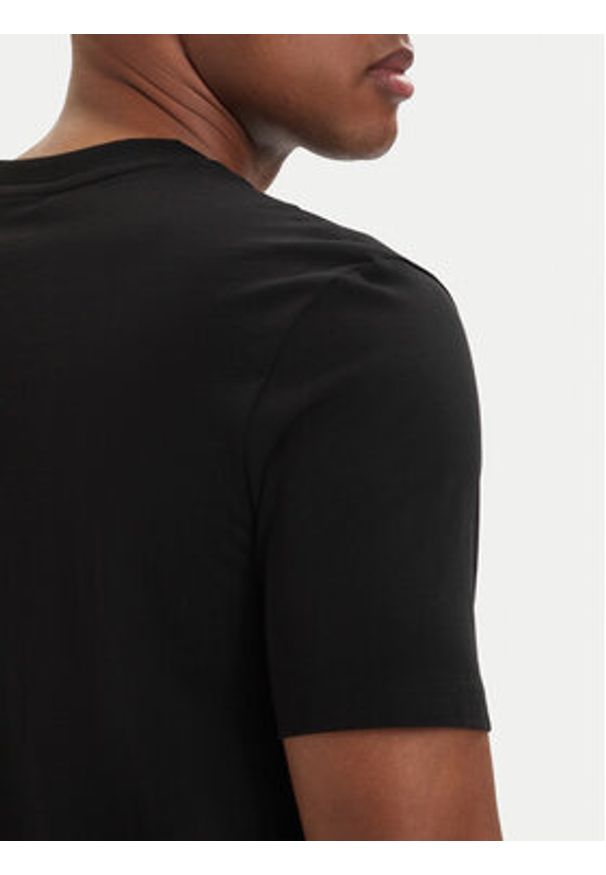Hugo - HUGO T-Shirt Darusi 50561126 Czarny Regular Fit. Kolor: czarny. Materiał: bawełna