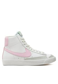 Nike Sneakersy Blazer Mid '77 DA4086 106 Biały. Kolor: biały. Materiał: skóra
