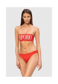 Emporio Armani - EMPORIO ARMANI Czerwone bikini z białym logo. Kolor: czerwony. Materiał: poliamid