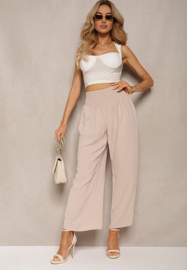Renee - Beżowe Spodnie Kuloty High Waist z Gumką w Talii Lipadre. Stan: podwyższony. Kolor: beżowy. Długość: krótkie