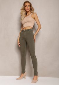 Renee - Ciemnozielone Jeansy Regular Waist o Fasonie Skinny z Zapięciem na Guzik i Suwak Efraim. Kolor: zielony #5