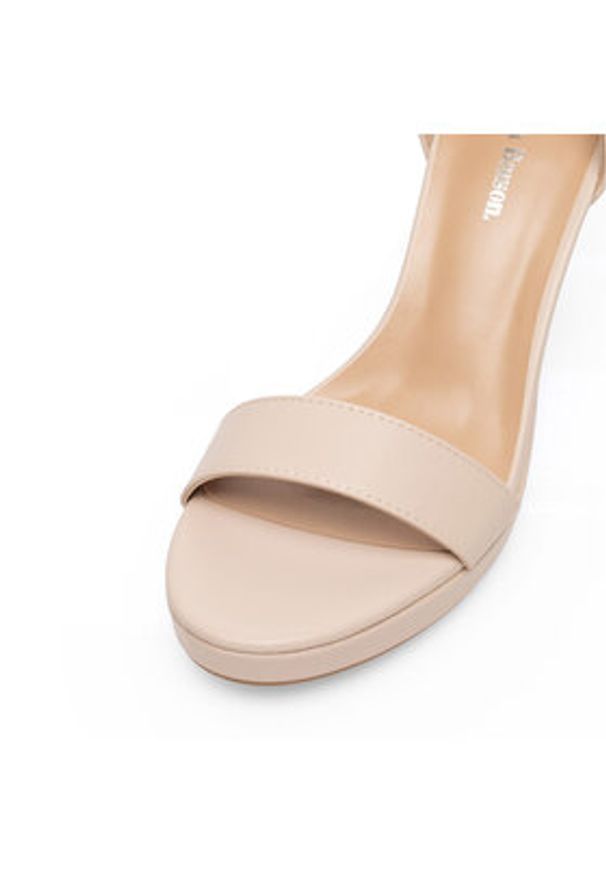 Clara Barson Sandały WSS21151-01 Beżowy. Kolor: beżowy. Materiał: syntetyk