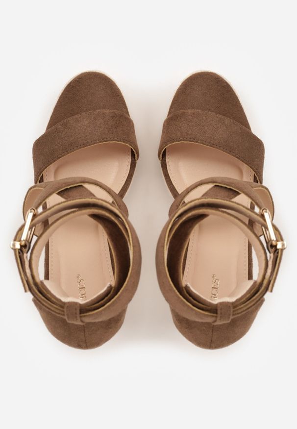 Born2be - Brązowe Sandały VICES na Koturnie i Platformie Ozdobionymi Plecionką Arriesana. Okazja: na co dzień, na spacer. Zapięcie: sprzączka. Kolor: brązowy. Materiał: jeans. Wzór: aplikacja. Sezon: lato. Obcas: na koturnie. Styl: casual, klasyczny