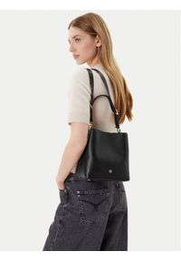 Aigner Torebka Delia S 136160 Czarny. Kolor: czarny. Materiał: skórzane #1