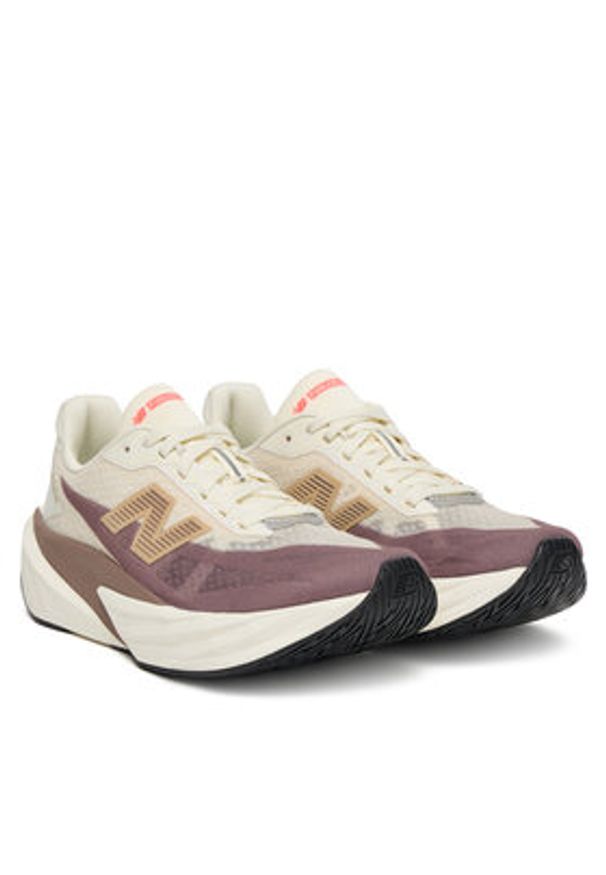 New Balance Buty do biegania FuelCell Rebel v5 WFCXLJ5 Beżowy. Kolor: beżowy. Materiał: materiał