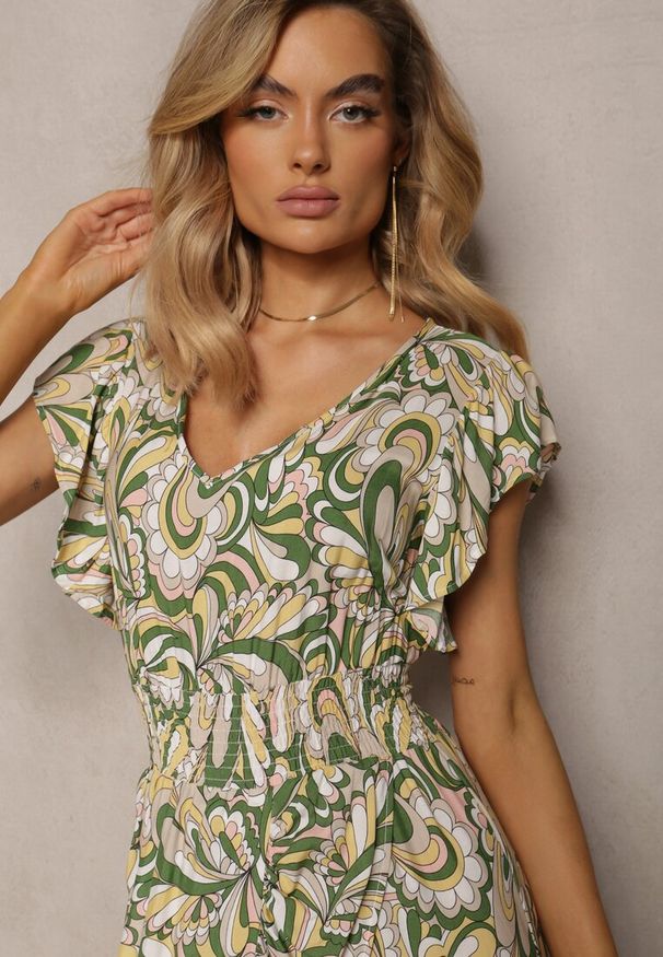 Renee - Ciemnozielona Sukienka Boho z Gumką w Pasie i Asymetrycznym Dołem z Wiskozy Anorissa. Kolor: zielony. Materiał: wiskoza. Typ sukienki: asymetryczne. Styl: boho