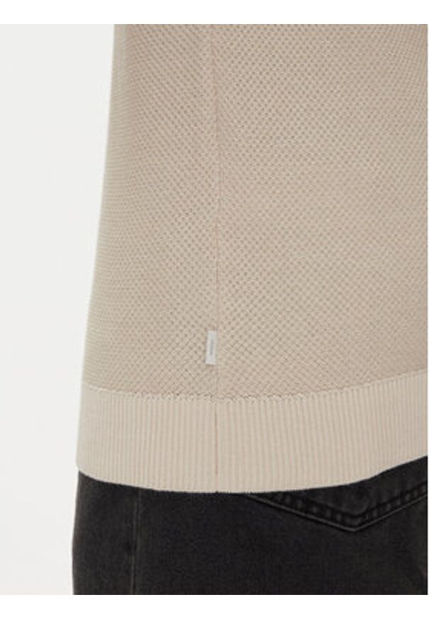 Jack & Jones Polo Ceaston 12273012 Beżowy Regular Fit. Typ kołnierza: polo. Kolor: beżowy. Materiał: bawełna