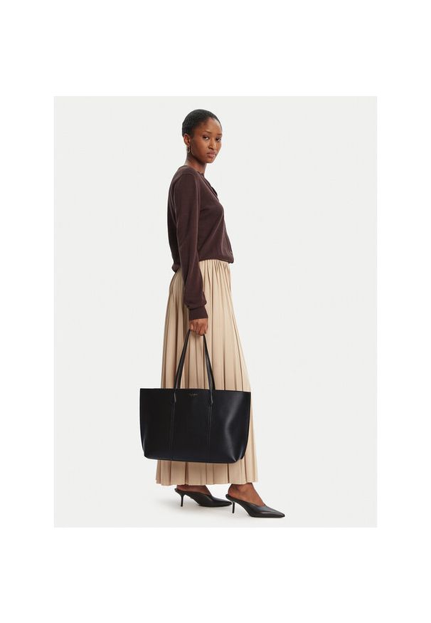 Torebka Tory Burch. Kolor: czarny