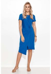 Makadamia - Asymetryczna Sukienka z Ozdobnym Wiązaniem - Niebieska. Kolor: niebieski. Materiał: elastan, wiskoza. Typ sukienki: asymetryczne