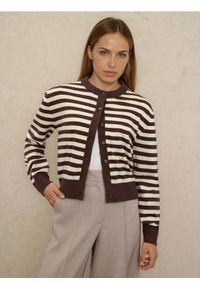 Sinsay - Sweter w paski z domieszką wiskozy - wielobarwny. Materiał: wiskoza. Wzór: paski #1