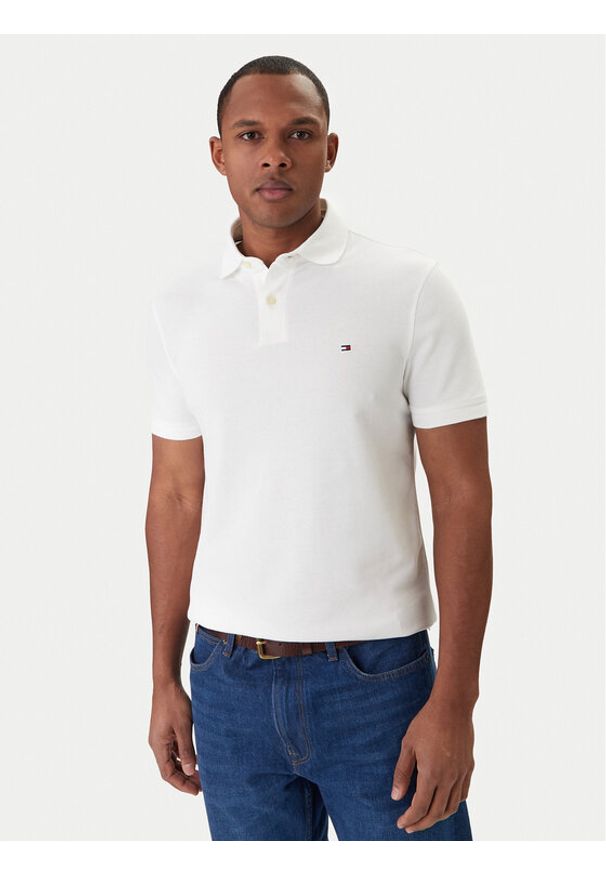 TOMMY HILFIGER - Tommy Hilfiger Polo 1985 MW0MW17770 Biały Regular Fit. Typ kołnierza: polo. Kolor: biały. Materiał: bawełna