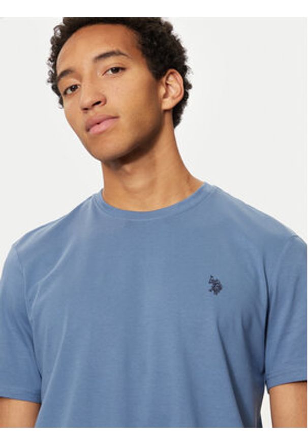 U.S. Polo Assn. T-Shirt MUP3310 Niebieski Regular Fit. Typ kołnierza: polo. Kolor: niebieski. Materiał: bawełna