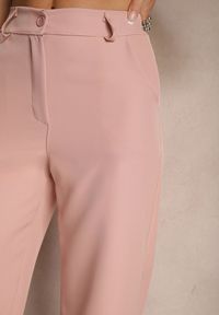 Renee - Różowe Spodnie Garniturowe High Waist Viviorea. Okazja: na spotkanie biznesowe. Stan: podwyższony. Kolor: różowy. Styl: klasyczny, biznesowy