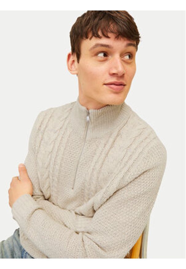 Jack & Jones - Jack&Jones Sweter Craig 12260826 Écru Regular Fit. Materiał: syntetyk