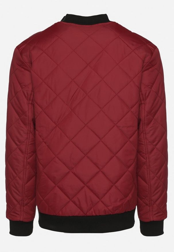 Born2be - Bordowa Kurtka Bomberka z Pikowanym Wzorem Nevelania. Kolor: czerwony. Styl: sportowy, elegancki