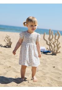 Sinsay - Sukienka - kremowy. Kolor: kremowy. Materiał: bawełna #1