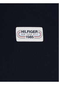 TOMMY HILFIGER - Tommy Hilfiger Sukienka codzienna 1985 KG0KG07933 Granatowy Regular Fit. Okazja: na co dzień. Kolor: niebieski. Materiał: syntetyk. Typ sukienki: proste. Styl: casual #5