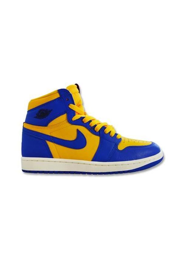 Buty do chodzenia damskie Nike Air Jordan 1 Retro High Og. Kolor: niebieski, żółty, wielokolorowy. Materiał: skóra, materiał. Szerokość cholewki: normalna. Model: Nike Air Jordan. Sport: turystyka piesza