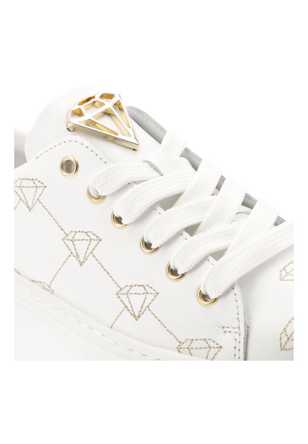 Białe Sneakersy Armodo Stylowe Obuwie Damskie Na Platformie. Okazja: na co dzień. Zapięcie: sznurówki. Kolor: biały. Materiał: materiał, skóra. Wzór: aplikacja. Obcas: na platformie. Styl: elegancki