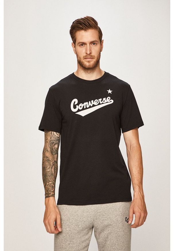 Converse - T-shirt. Okazja: na co dzień. Kolor: czarny. Materiał: materiał. Wzór: nadruk. Styl: casual