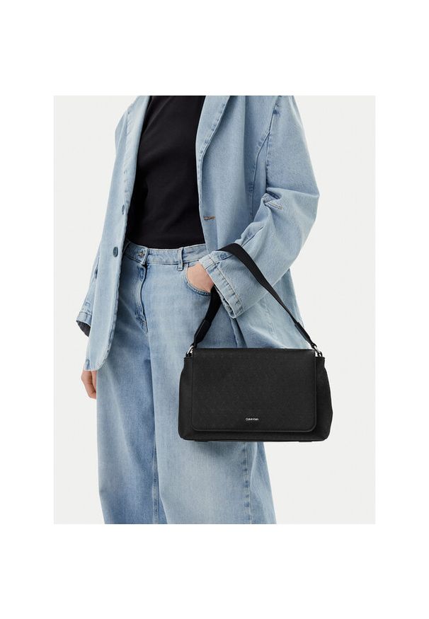 Torebka Calvin Klein. Kolor: czarny