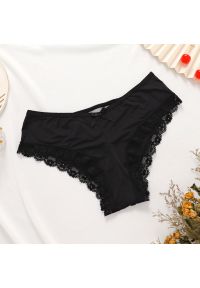 Intica - Majtki z koronką i wycięciem na specjalne okazje Kantha. Kolor: czarny. Materiał: koronka. Wzór: koronka