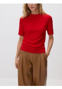 Reserved - Gładki sweter - czerwony. Kolor: czerwony. Materiał: wiskoza, dzianina. Wzór: gładki