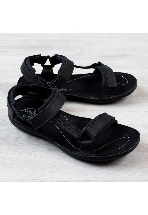 Czarne sandały męskie skórzane Łukbut 990. Kolor: czarny. Materiał: skóra