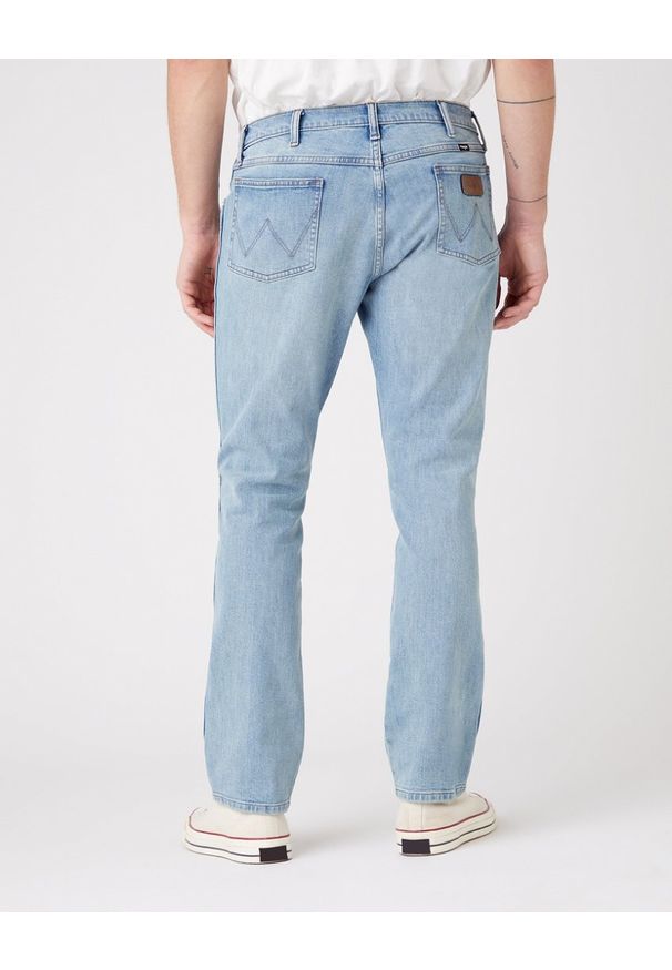 Wrangler - WRANGLER GREENSBORO MĘSKIE SPODNIE JEANSOWE INDIGO LEGENDS W15Q5966P 112145821