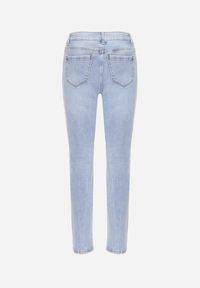 Born2be - Jasnoniebieskie Klasyczne Jeansy Skinny Giarlia. Kolor: niebieski. Wzór: aplikacja. Styl: klasyczny #6