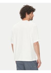 Michael Kors T-Shirt CS552HY1V2 Biały Regular Fit. Kolor: biały. Materiał: bawełna #5