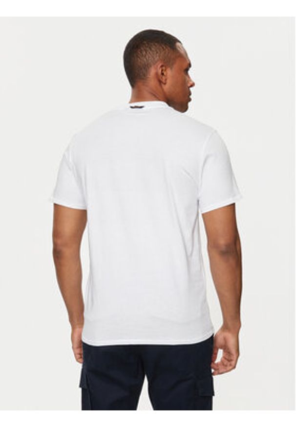 Napapijri T-Shirt S-Turin NP0A4HQG Biały Regular Fit. Kolor: biały. Materiał: bawełna