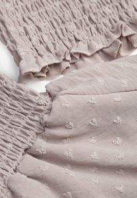 Born2be - Beżowy Komplet Top w Stylu Hiszpanki i Spódnico-Szorty z Gumką Quillatta. Kolor: beżowy. Wzór: aplikacja #8