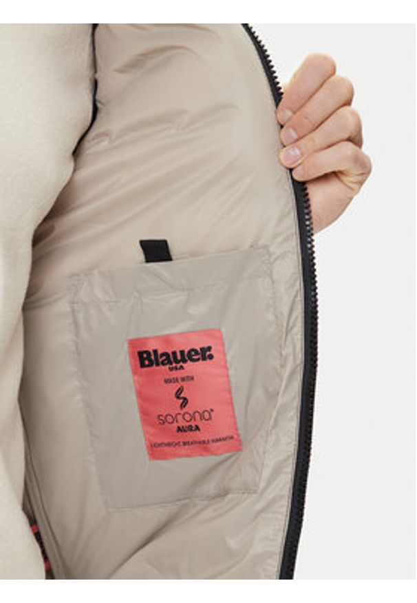 Blauer Bezrękawnik 25WBLUX02081 Czarny Regular Fit. Kolor: czarny. Materiał: syntetyk. Długość rękawa: bez rękawów