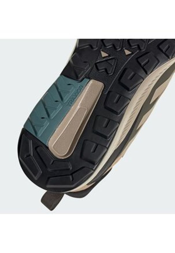 Adidas - adidas Trekkingi Terrex Anylander Mid JQ9959 Brązowy. Kolor: brązowy. Materiał: materiał. Model: Adidas Terrex. Sport: turystyka piesza