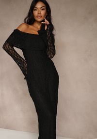 Renee - Czarna Koronkowa Sukienka Koktajlowa z Odkrytymi Ramionami Eperria. Okazja: na studniówkę. Typ kołnierza: kokarda. Kolor: czarny. Materiał: koronka. Typ sukienki: z odkrytymi ramionami. Styl: wizytowy #1