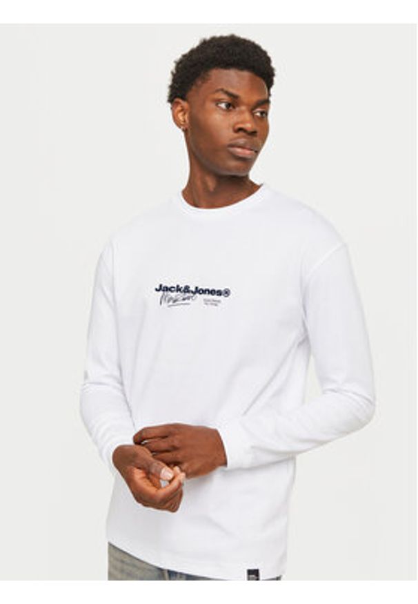 Jack & Jones Longsleeve Charlie 12265426 Biały Regular Fit. Kolor: biały. Materiał: syntetyk, bawełna. Długość rękawa: długi rękaw
