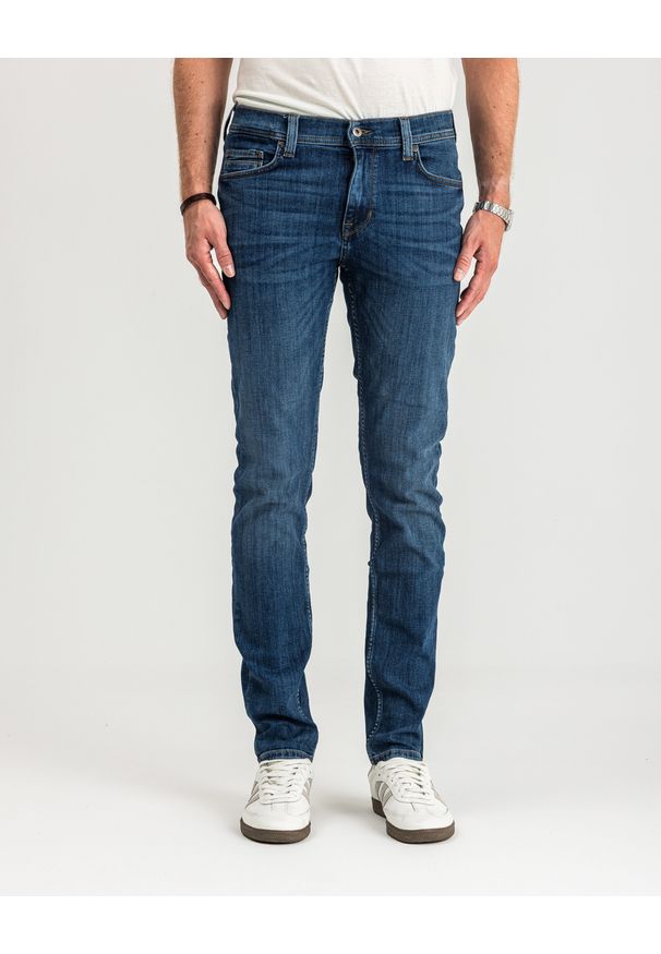 Mustang - MUSTANG VEGAS SLIM MĘSKIE SPODNIE JEANSOWE JEANSY DŻINSY DENIM BLUE 1015045 5000 883. Okazja: na co dzień. Styl: elegancki, casual