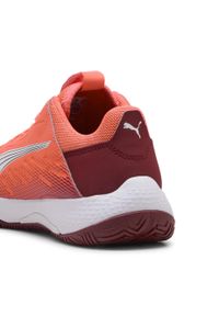Puma - Młodzieżowe buty do piłki ręcznej Accelerate PUMA. Kolor: czerwony, biały, wielokolorowy. Sport: piłka ręczna #2